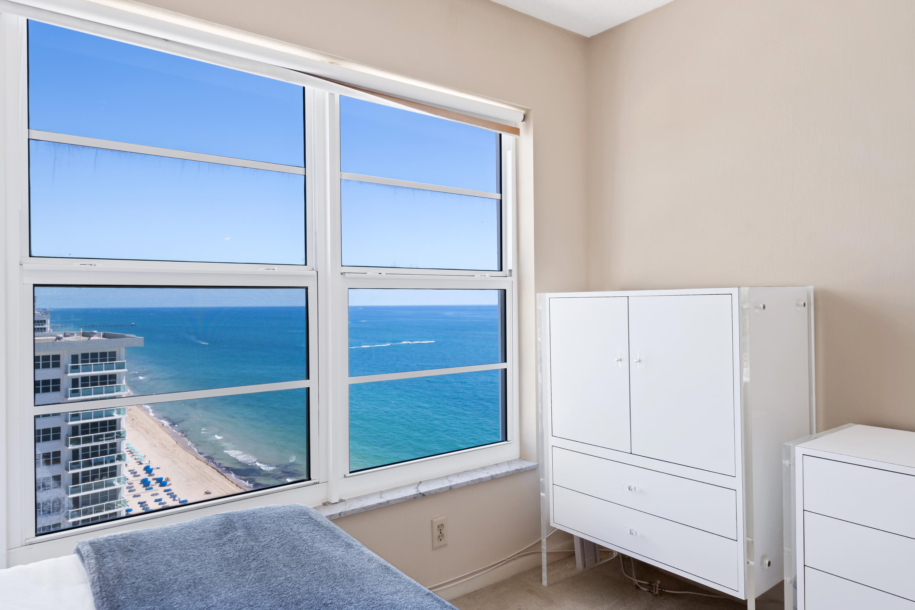 PLAYA DEL SOL CONDO - Residential