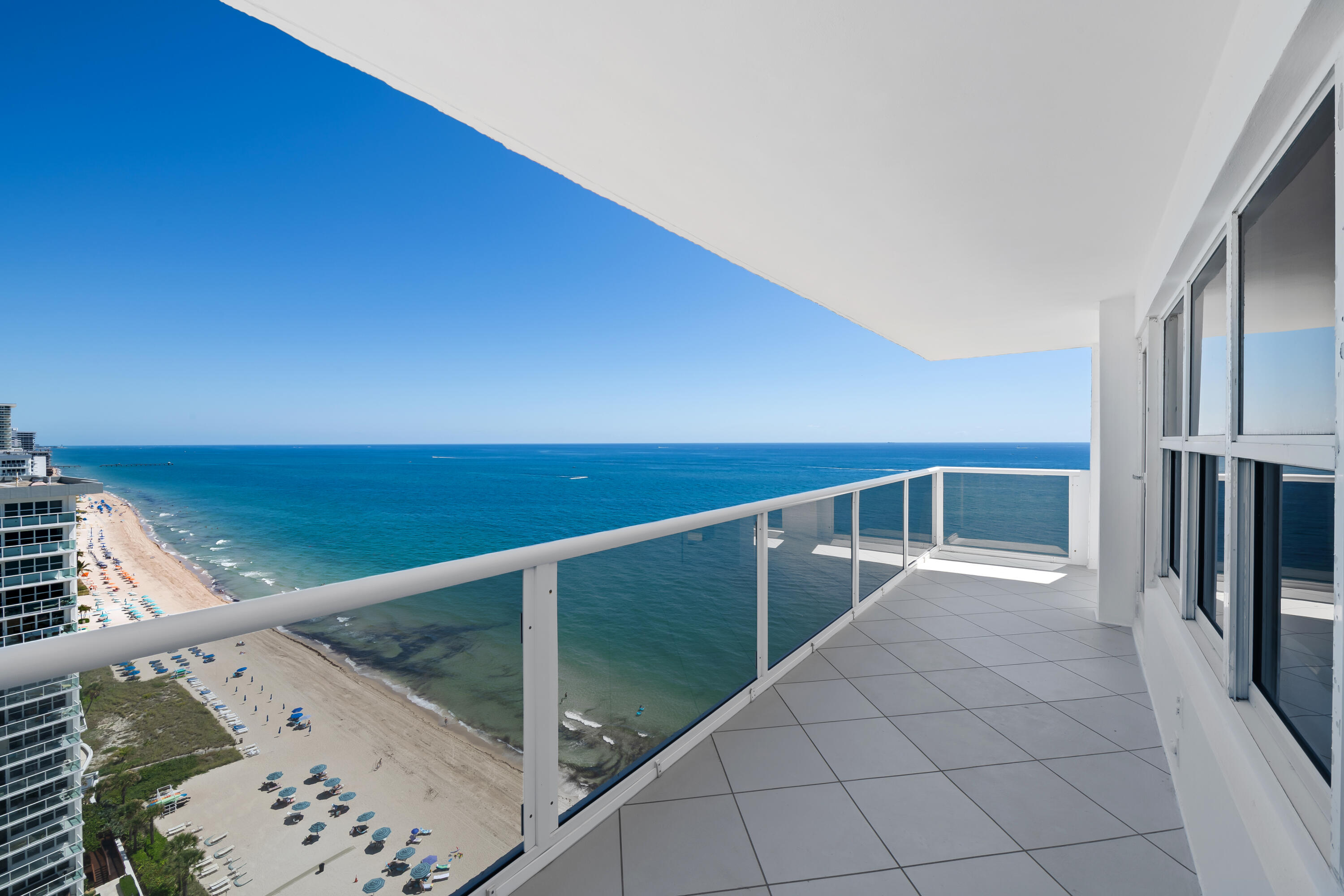 PLAYA DEL SOL CONDO - Residential