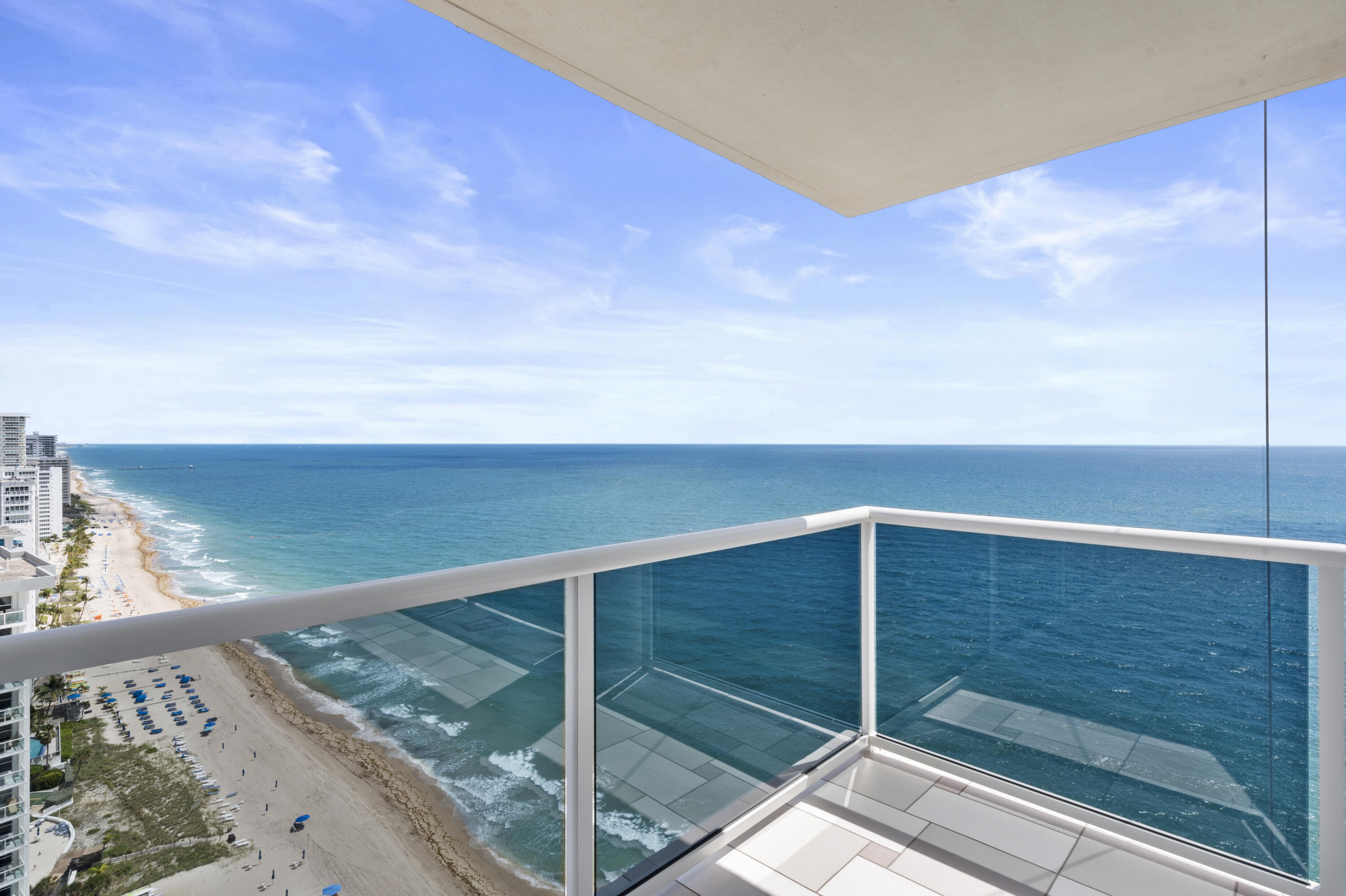 PLAYA DEL SOL CONDO - Residential