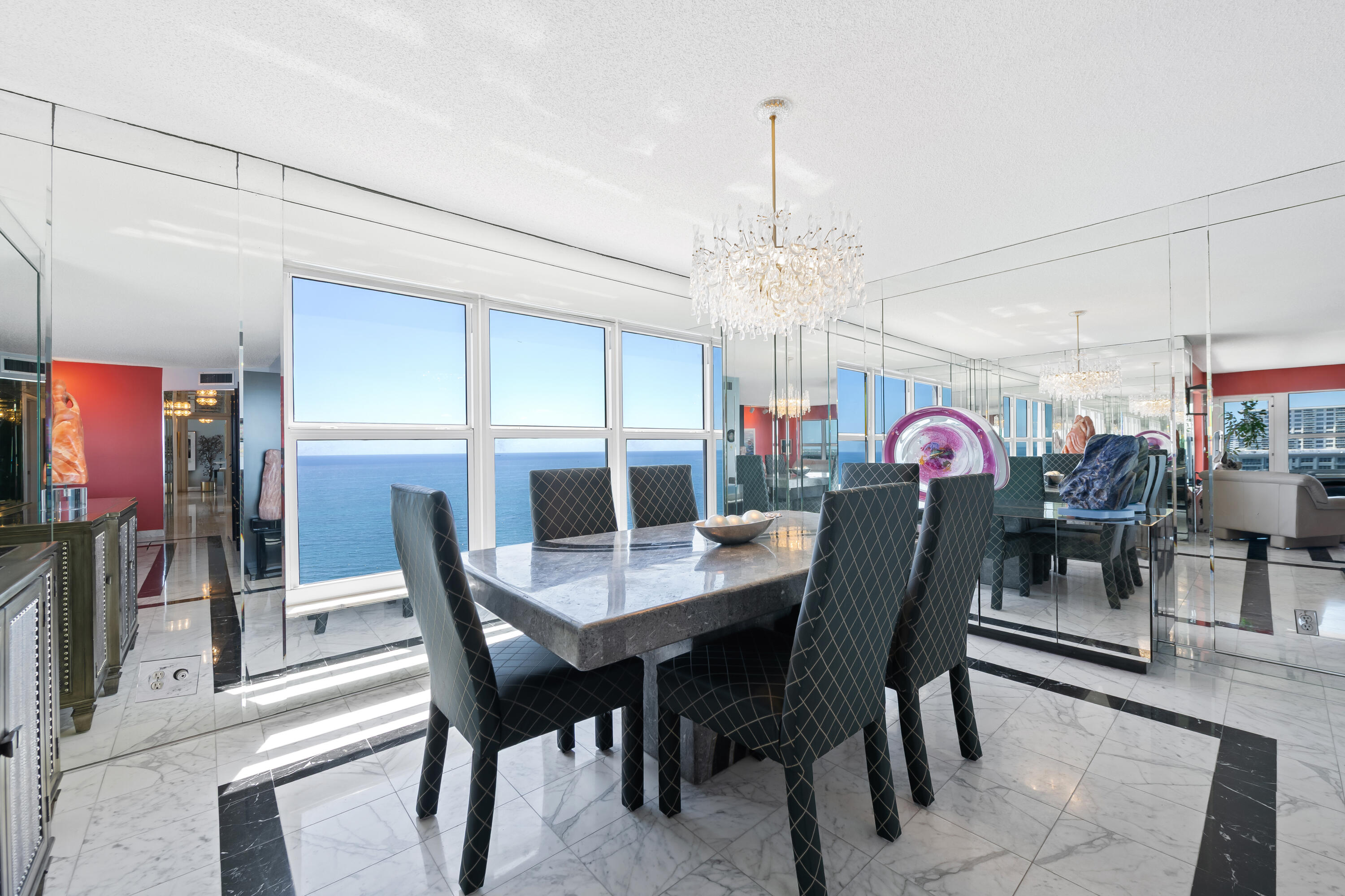 PLAYA DEL SOL CONDO - Residential