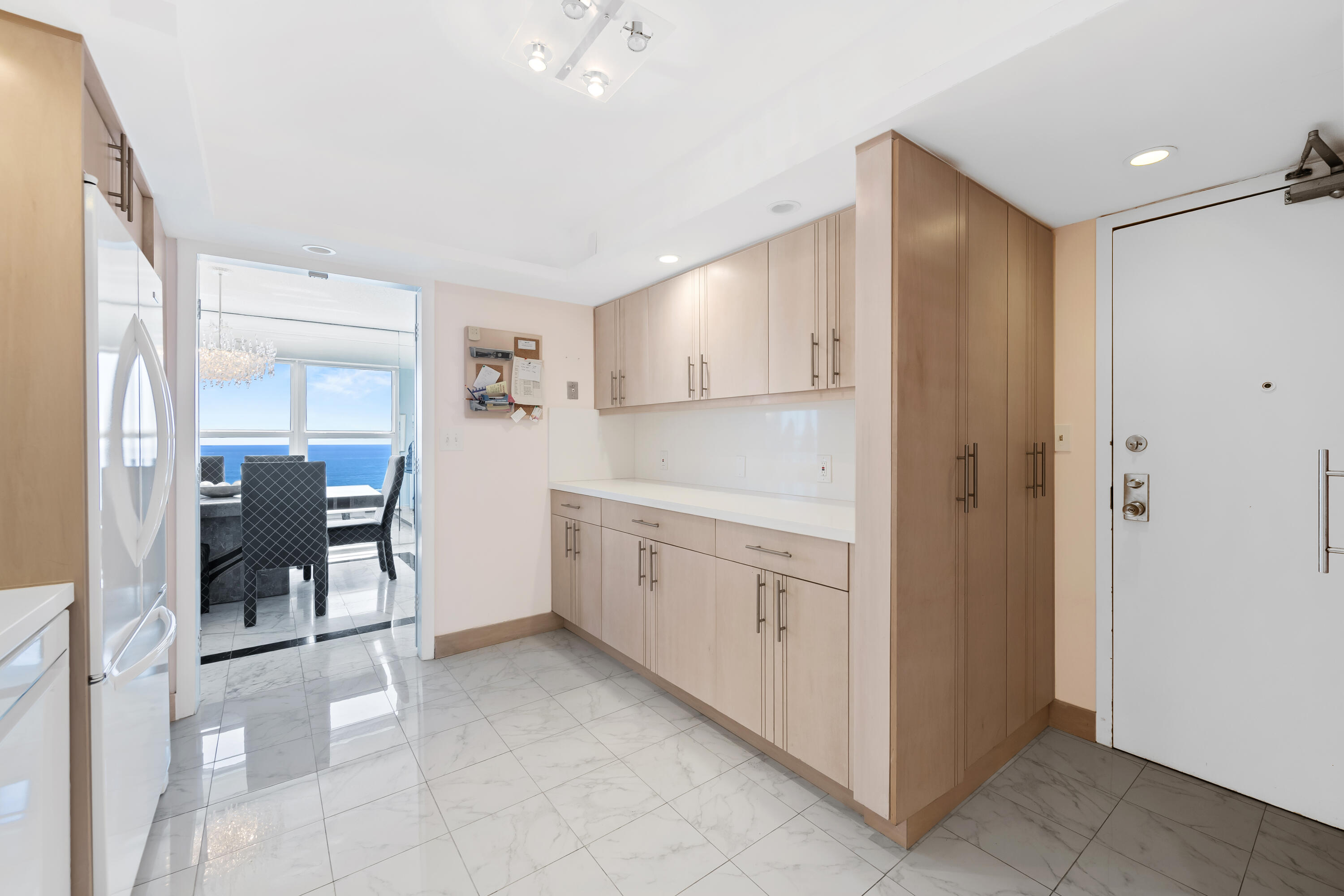 PLAYA DEL SOL CONDO - Residential