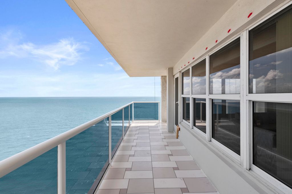 Photo of 3500 Galt Ocean Drive #2217, Fort Lauderdale, FL 33308 (MLS # B26018804)