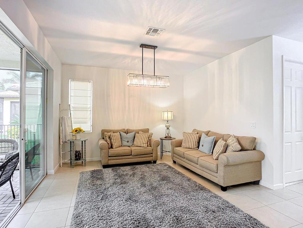 TRADITION - Residential