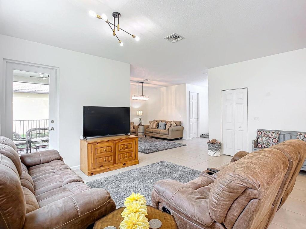 TRADITION - Residential