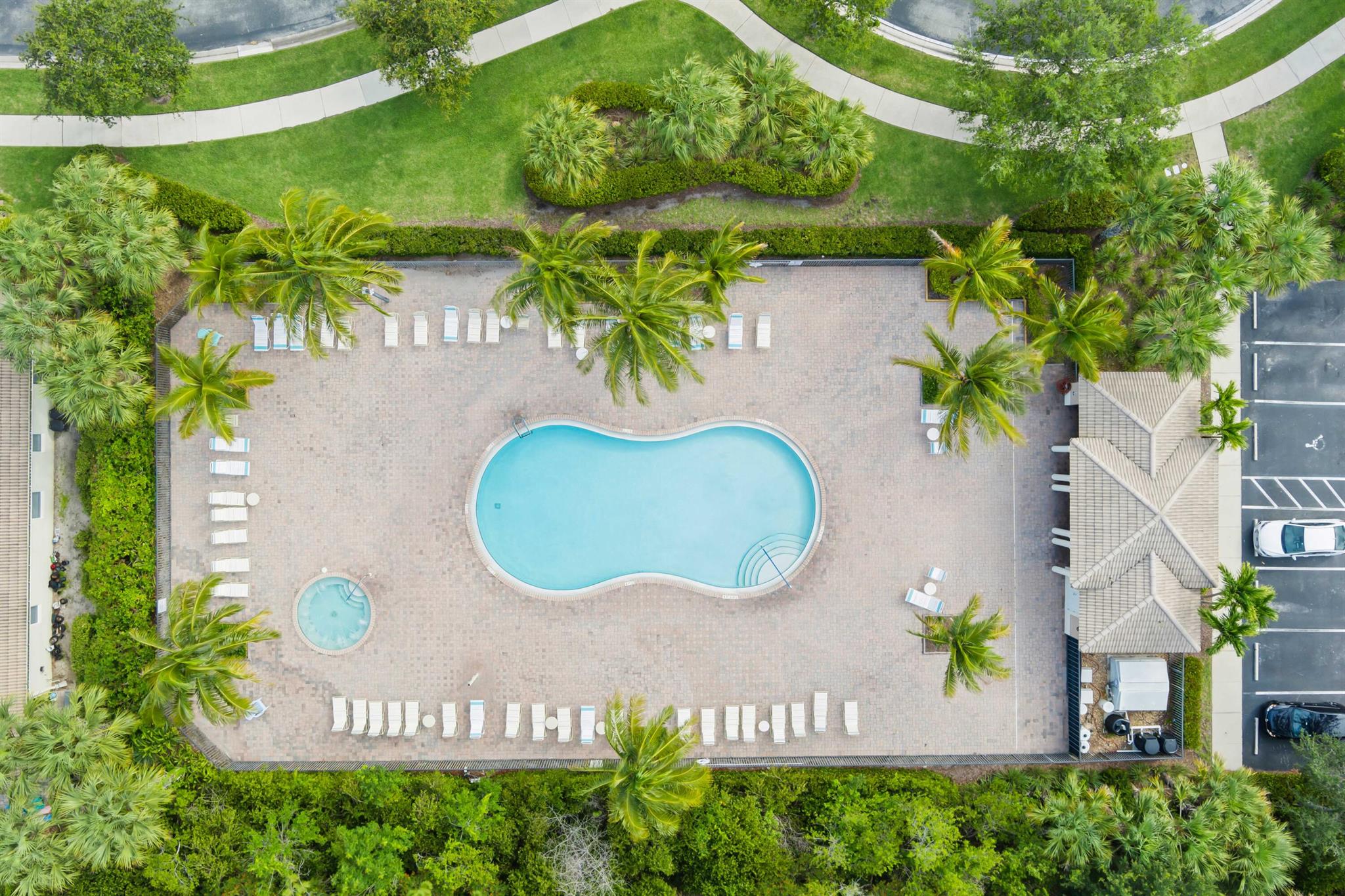 PASTELLE (AKA OAKS) - Residential