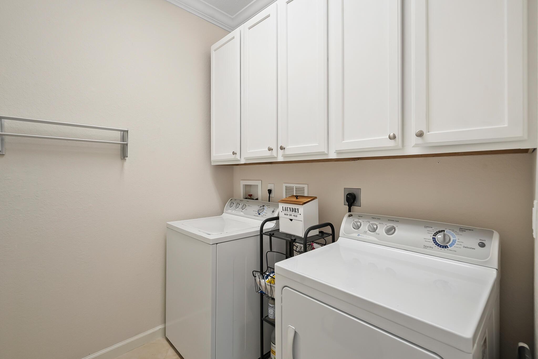 PASTELLE (AKA OAKS) - Residential