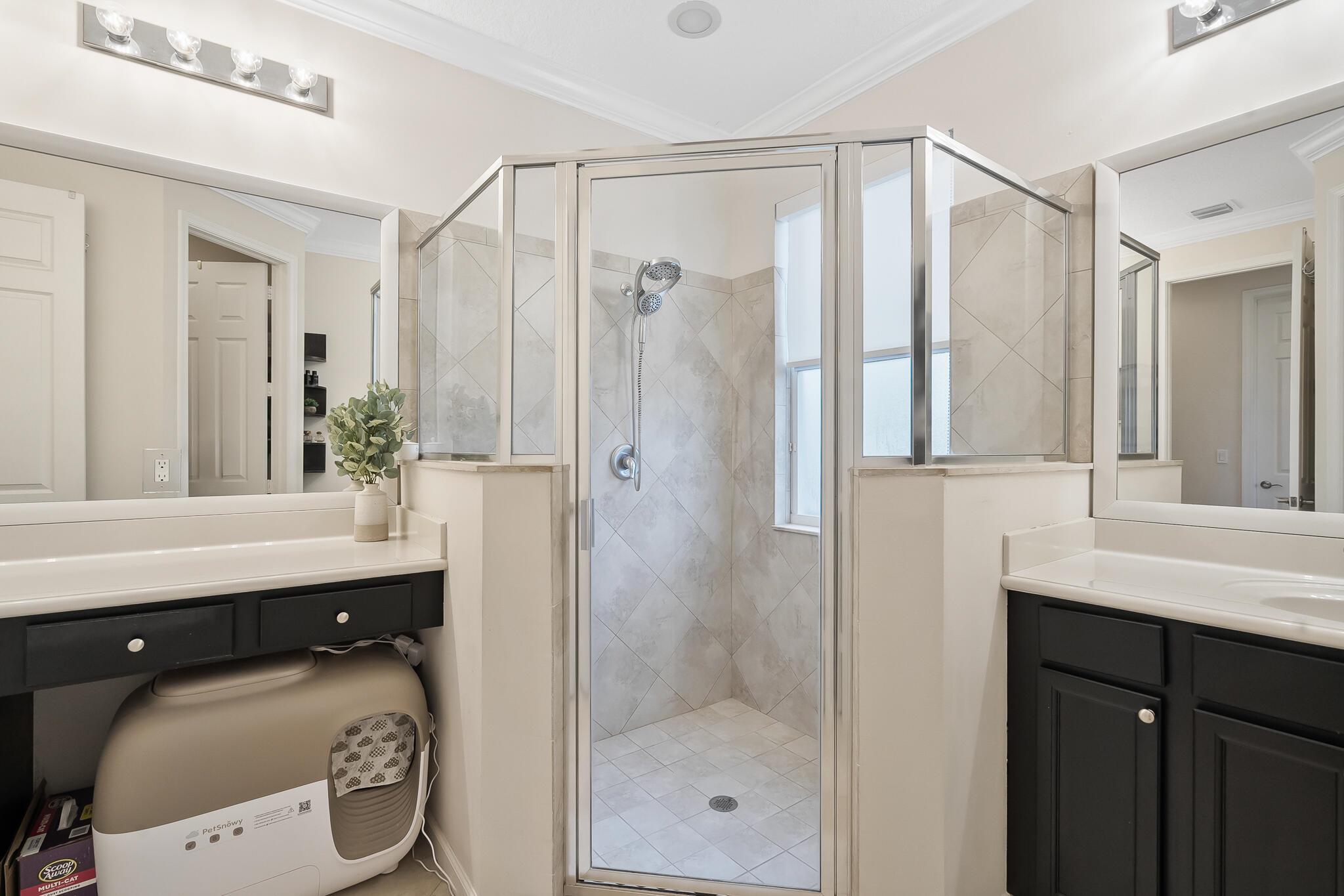 PASTELLE (AKA OAKS) - Residential