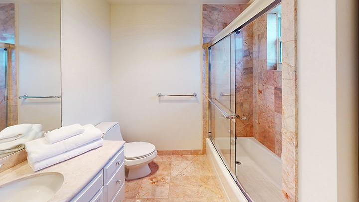 THE VILLAS OF SUNSET LAKE - Residential