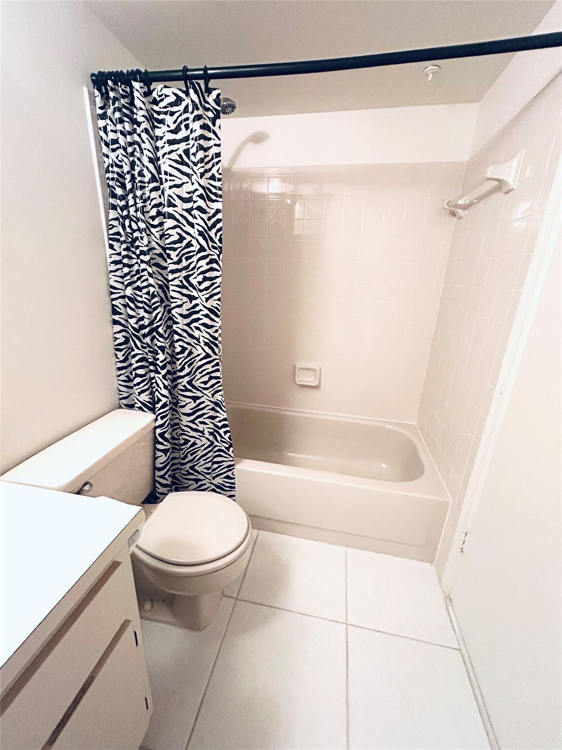 VIEWPOINTE CONDO - Residential