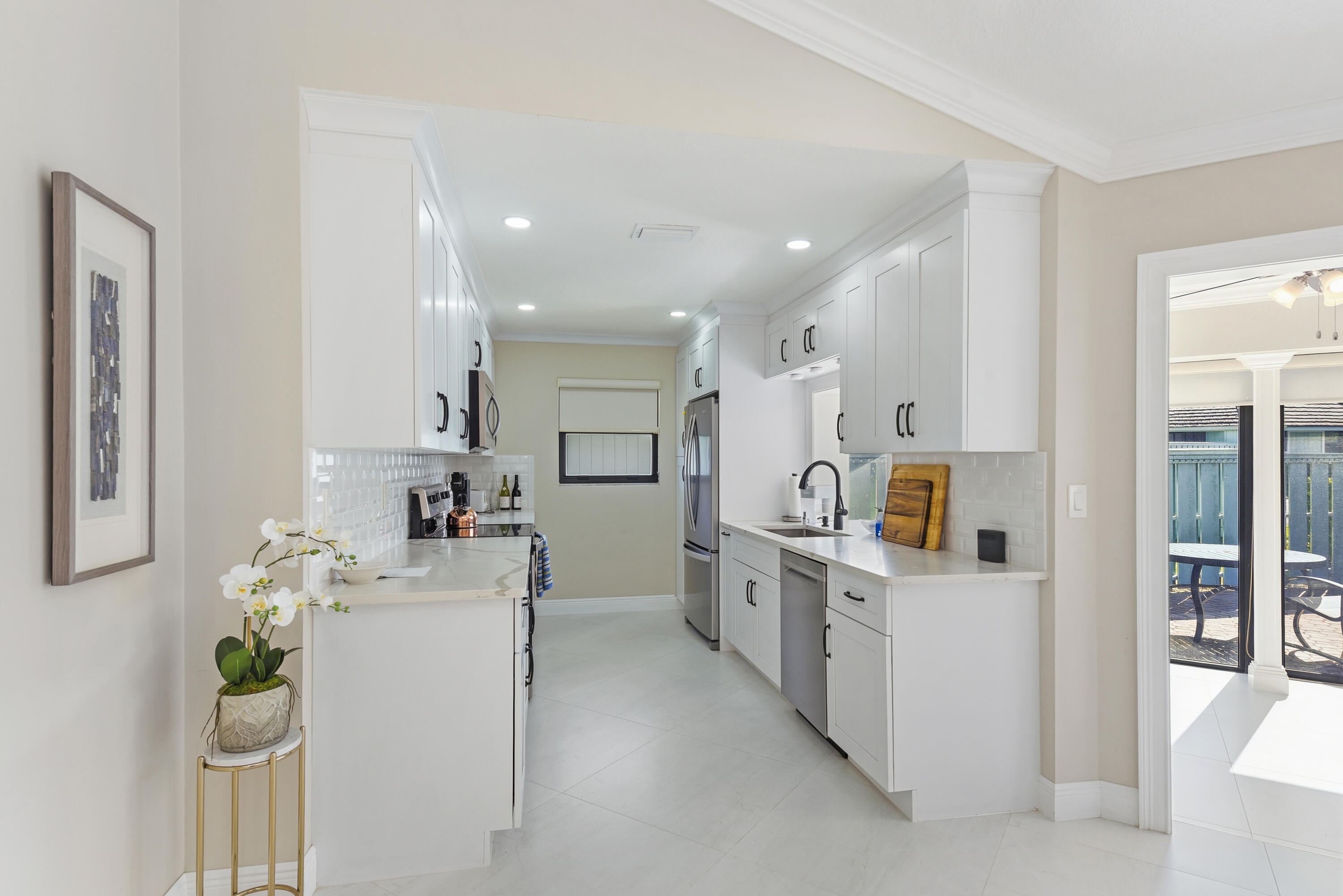 BELLA VISTA - Residential Lease