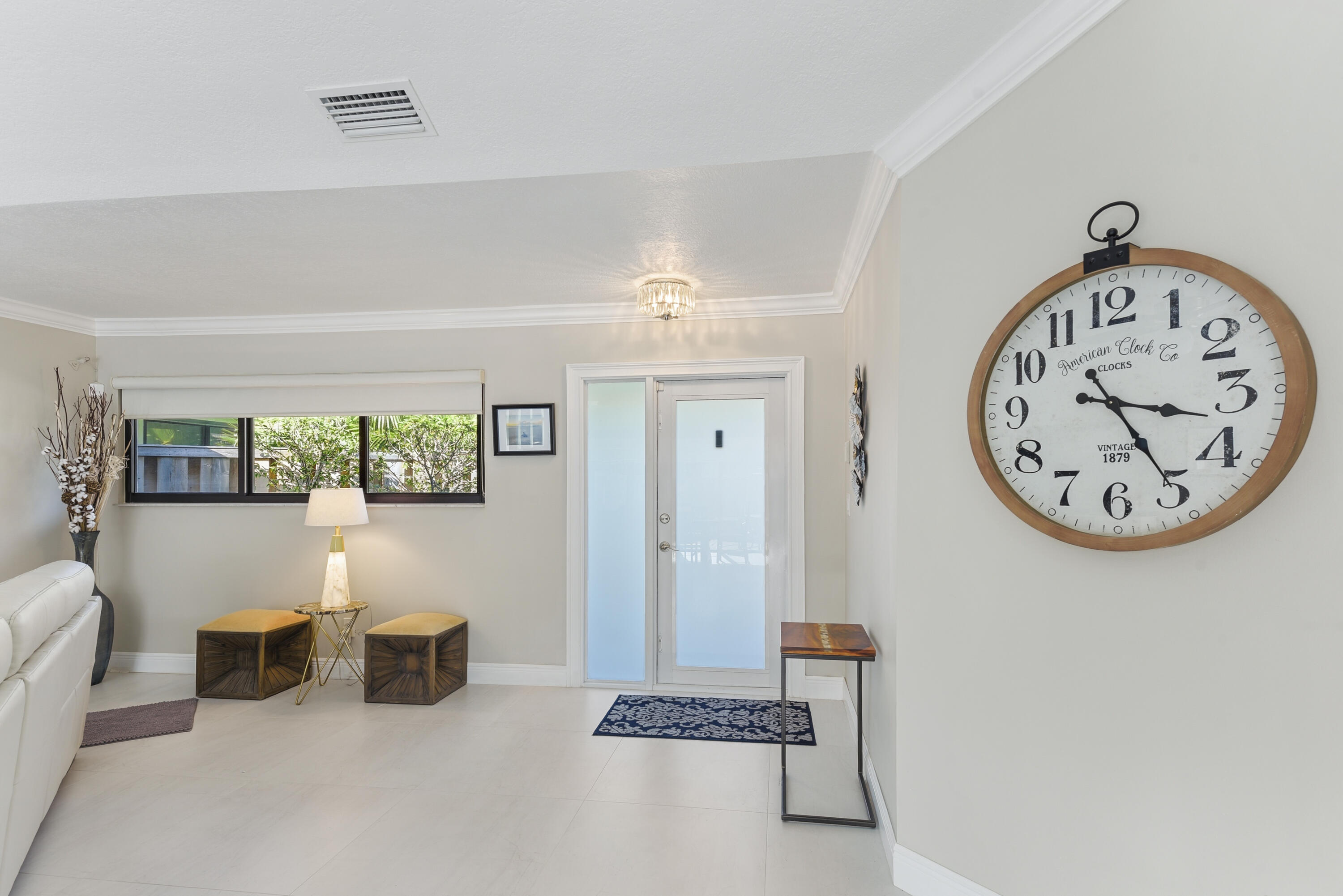 BELLA VISTA - Residential Lease