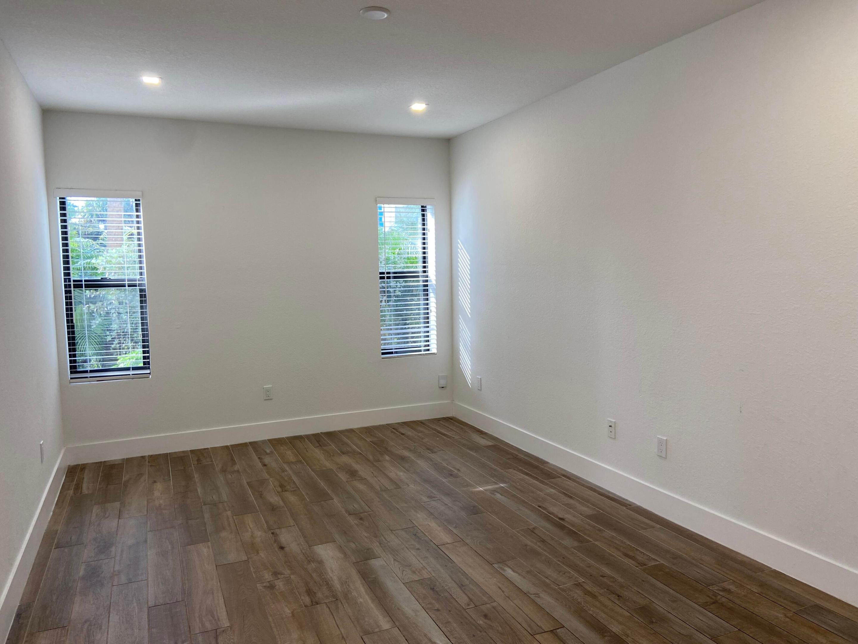 CASA DEL SOL - Residential Lease