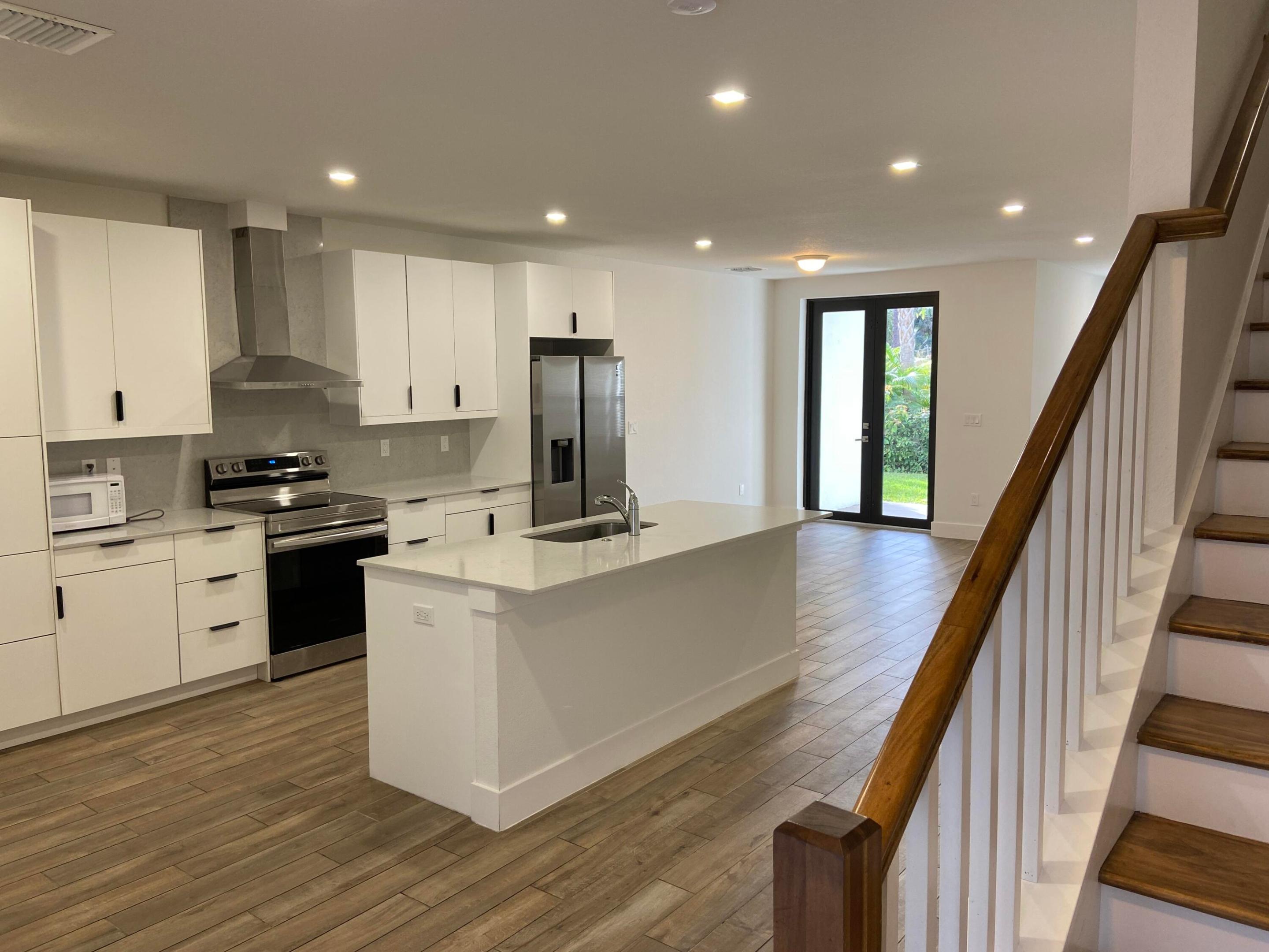 CASA DEL SOL - Residential Lease