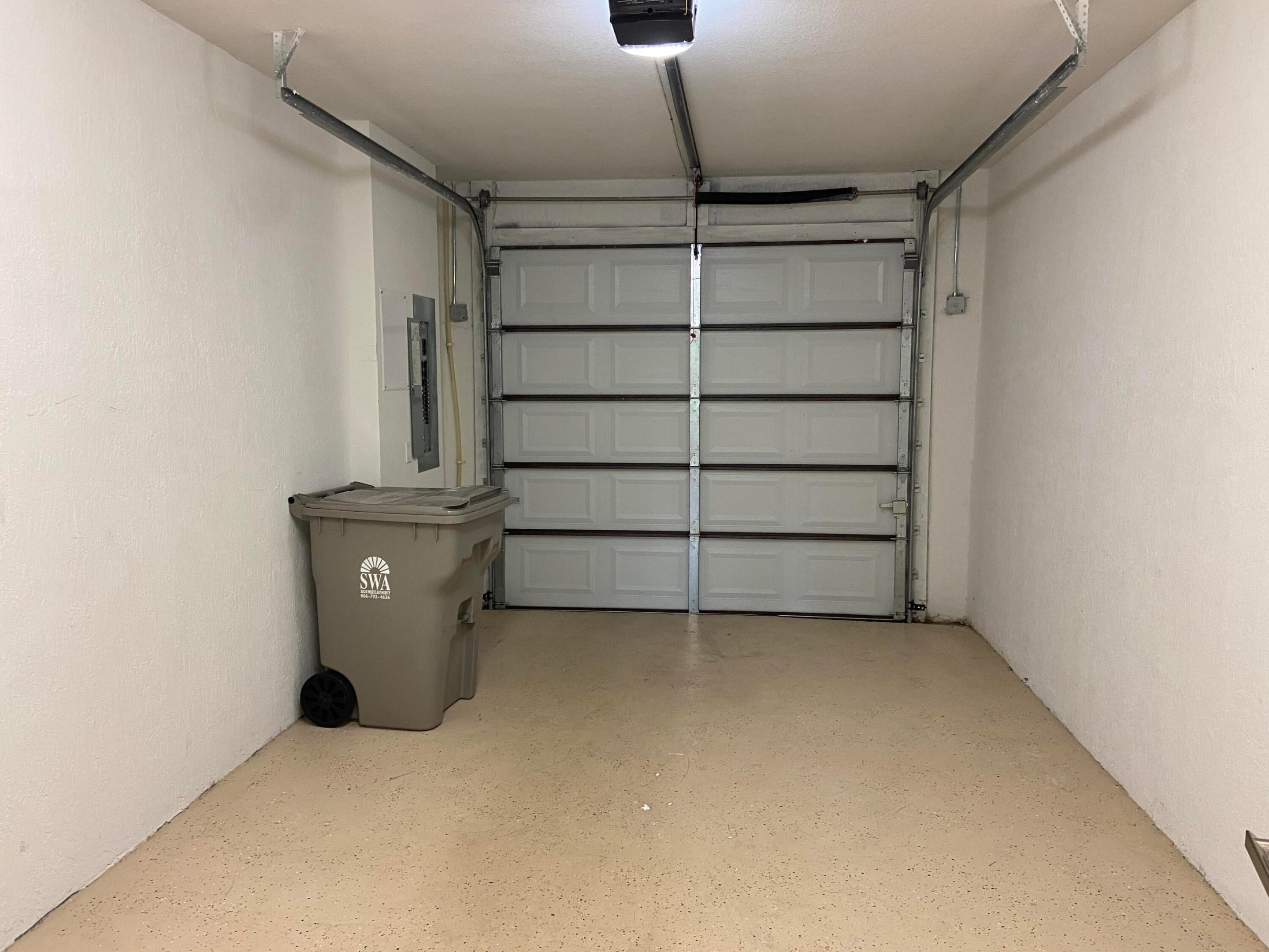 CASA DEL SOL - Residential Lease