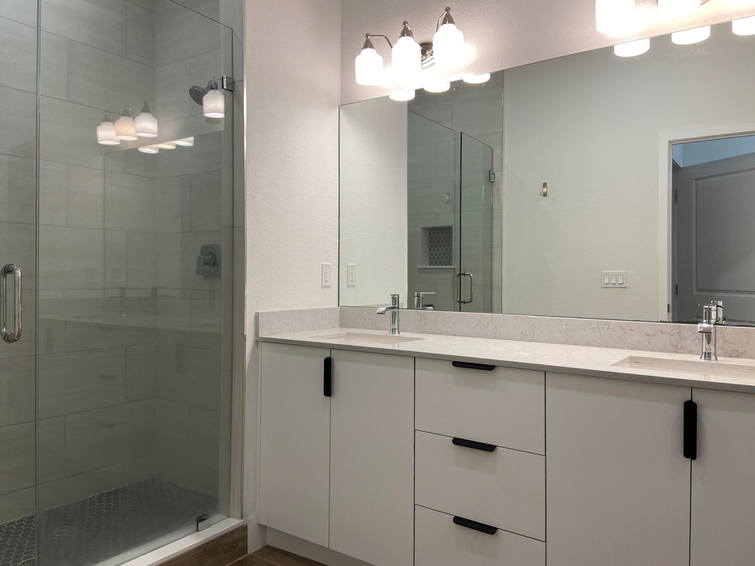 CASA DEL SOL - Residential Lease