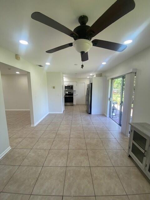 CAM ESTATES - Residential Lease