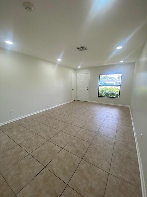 CAM ESTATES - Residential Lease