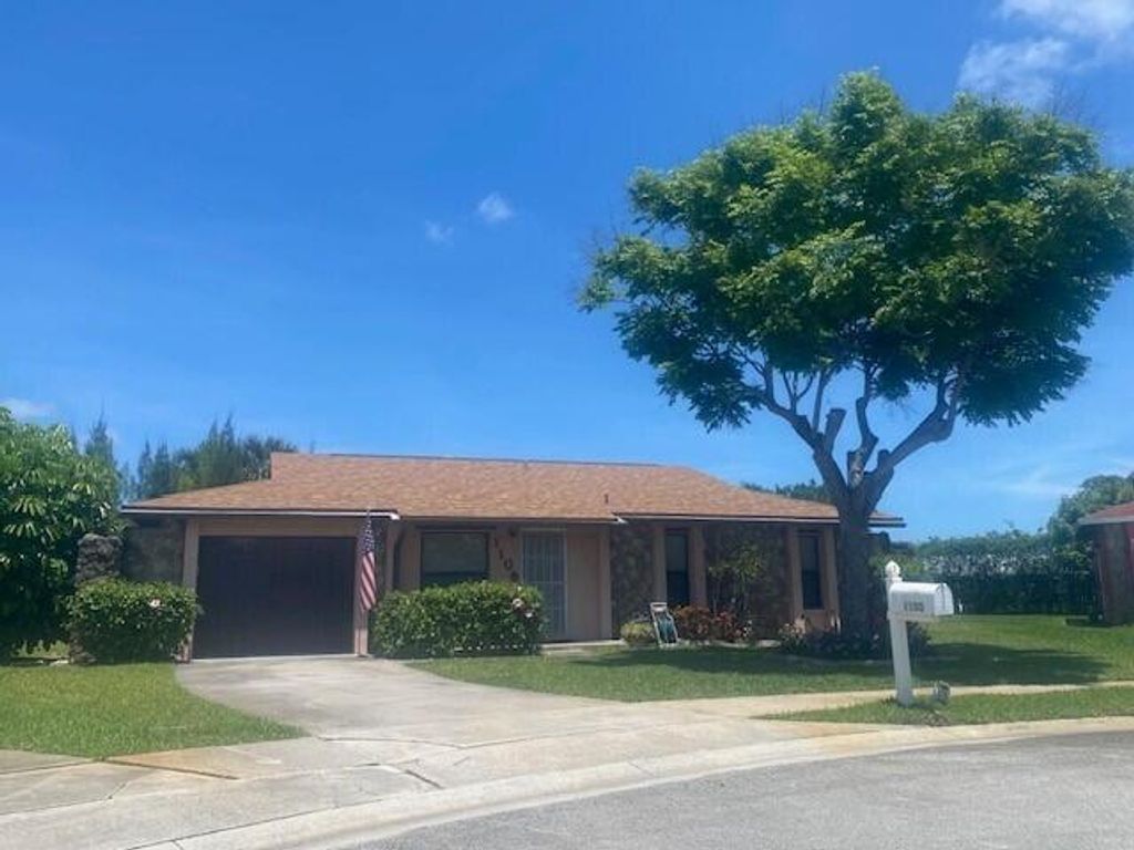 Photo of 1100 Cameo Circle, West Palm Beach, FL 33417 (MLS # B26025912)
