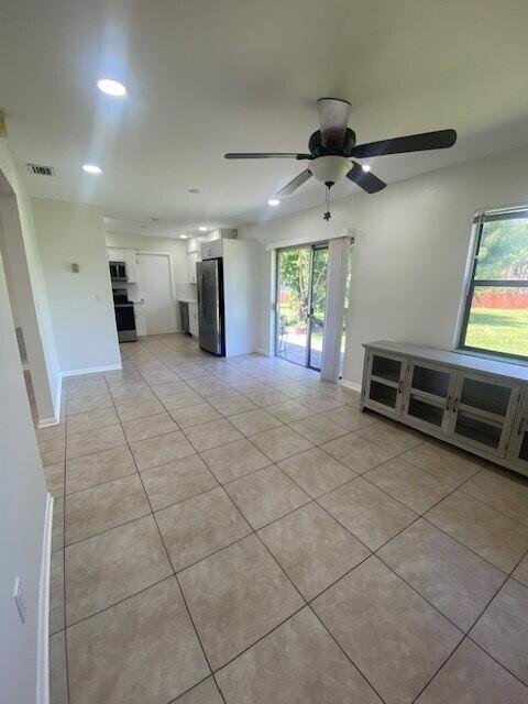 CAM ESTATES - Residential Lease