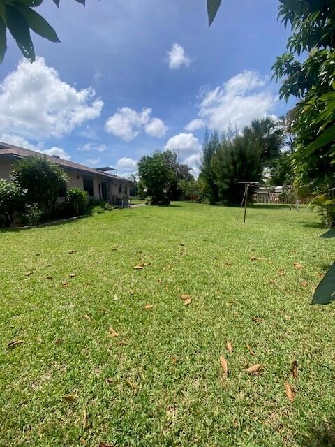 CAM ESTATES - Residential Lease
