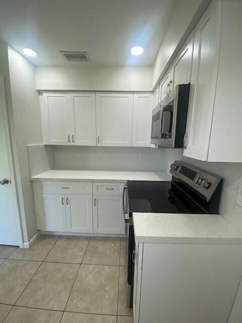 CAM ESTATES - Residential Lease