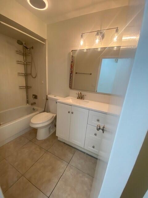 CAM ESTATES - Residential Lease