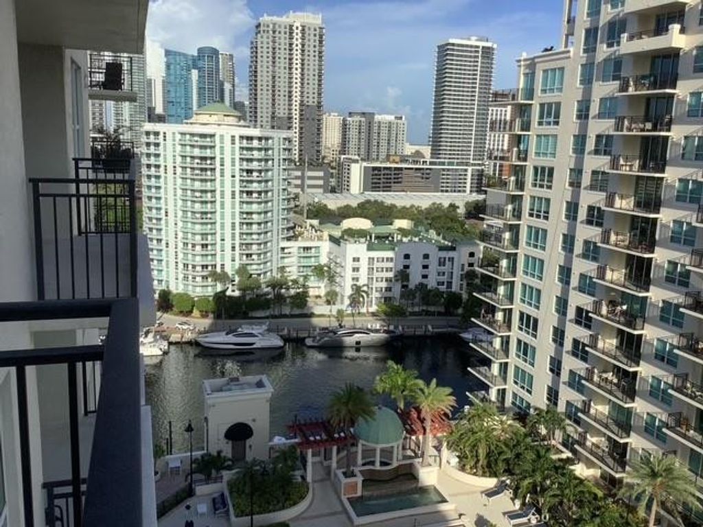 Photo of 610 W Las Olas Boulevard #1620N, Fort Lauderdale, FL 33312 (MLS # F10515158)