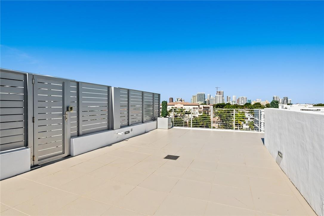 AquaMar Las Olas - Residential