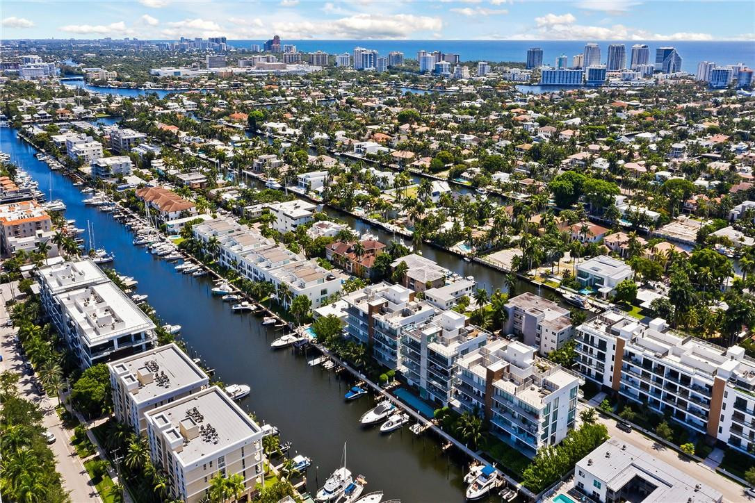 AquaMar Las Olas - Residential