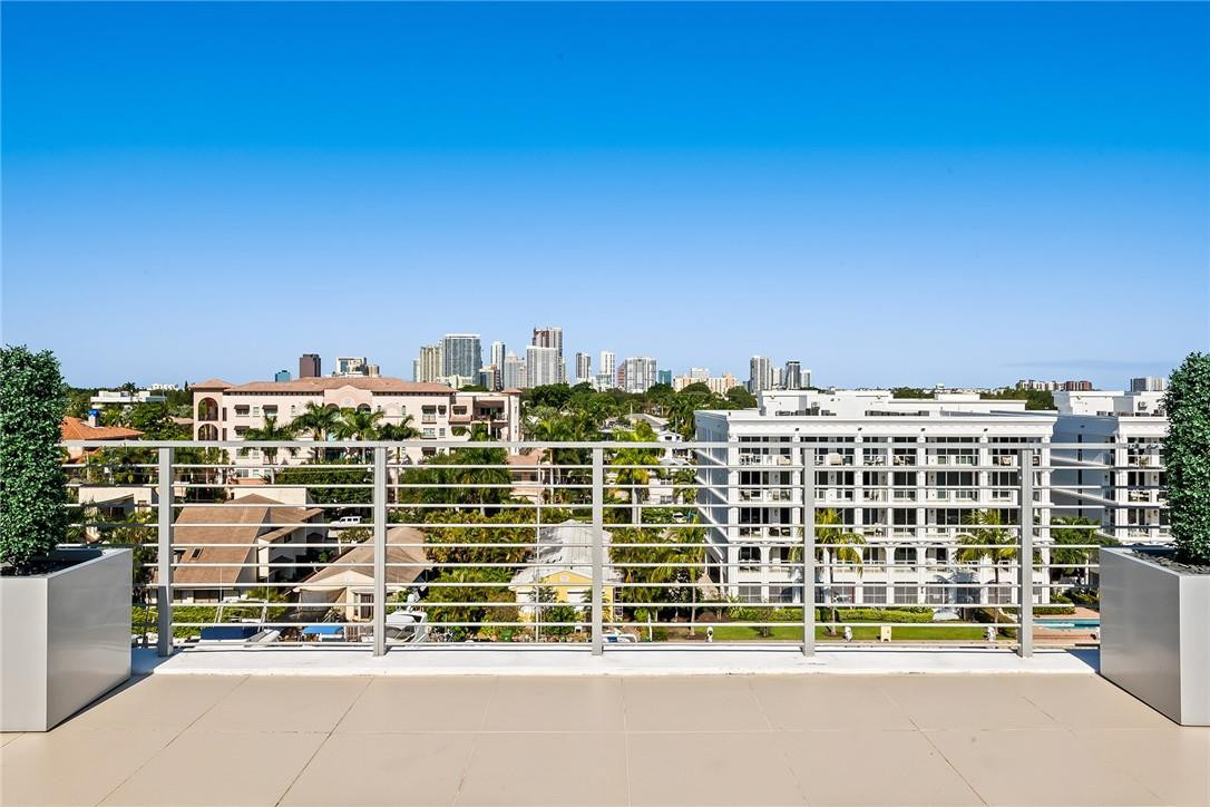 AquaMar Las Olas - Residential