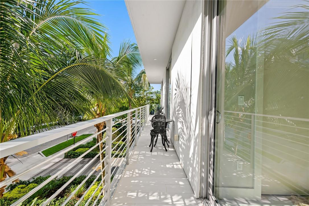 AquaMar Las Olas - Residential