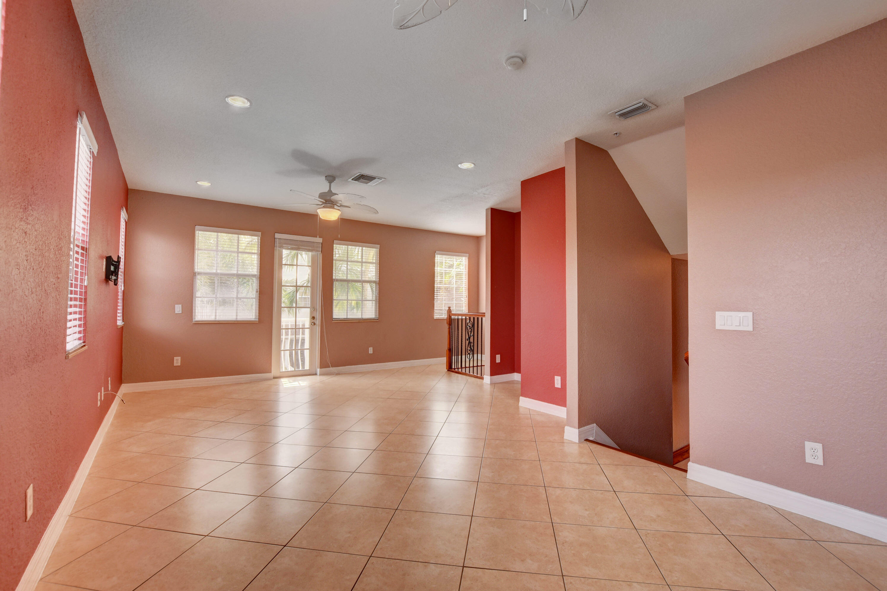 OCEAN CAY - Residential