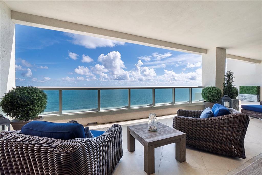 LAS OLAS BEACH CLUB - Residential