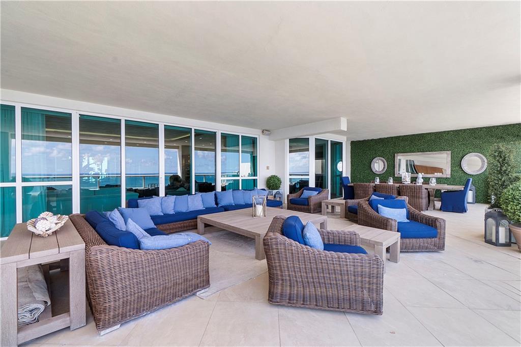 LAS OLAS BEACH CLUB - Residential