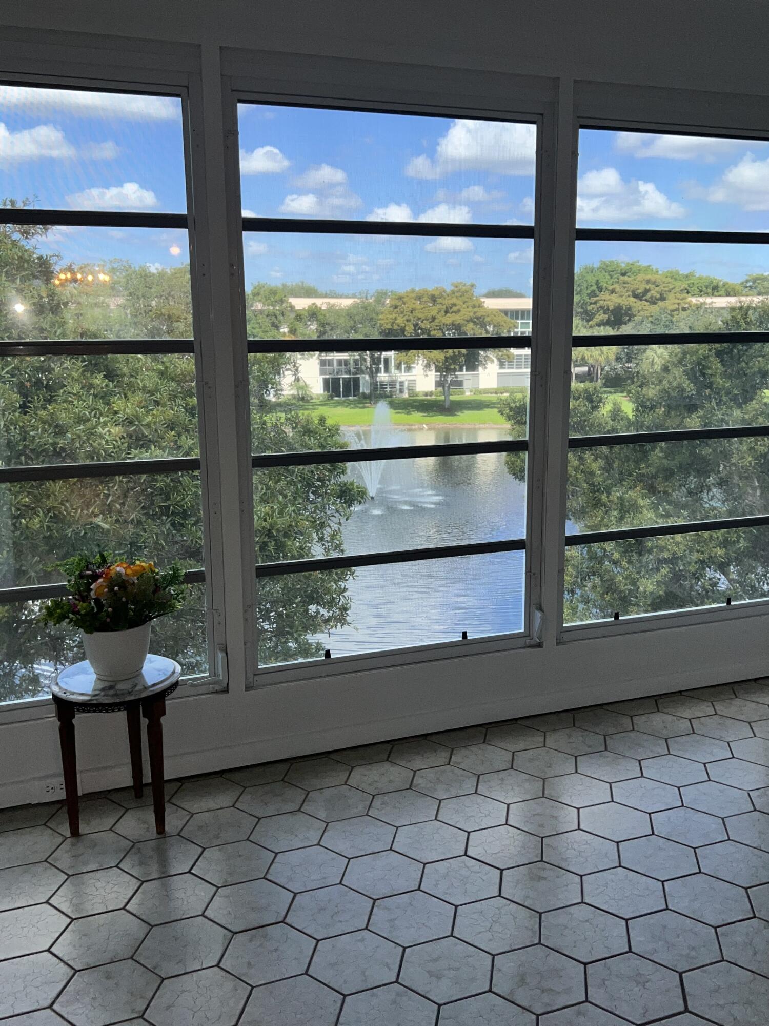 LUCAYA VILLAGE 2-A CONDO - Residential