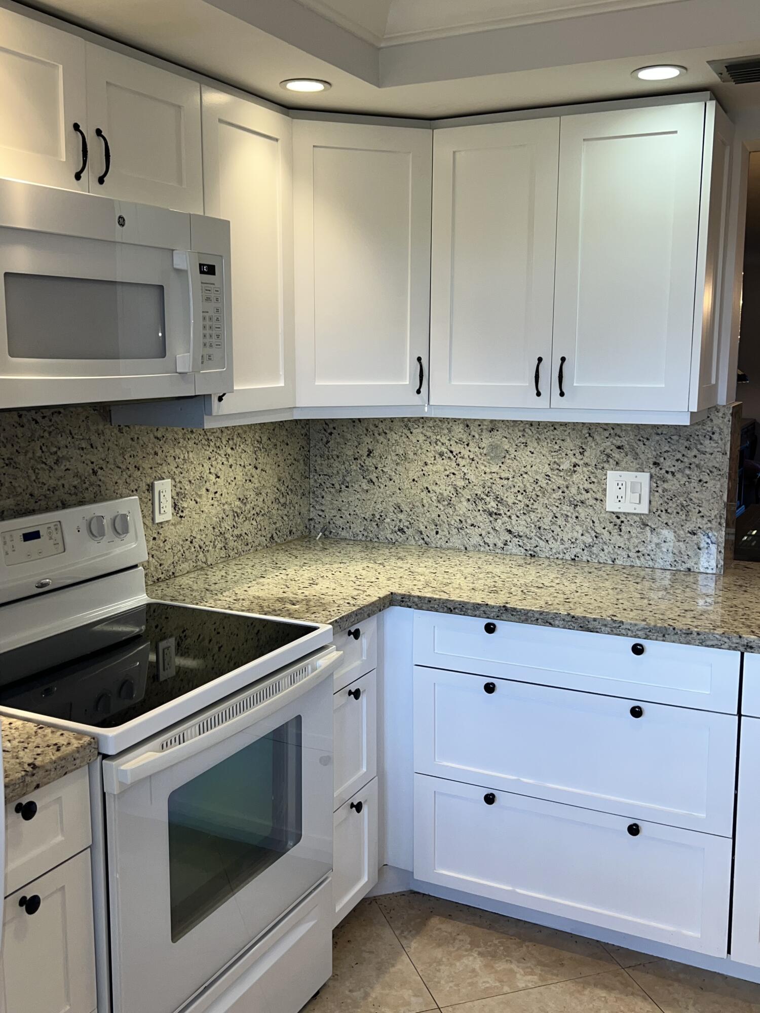 LUCAYA VILLAGE 2-A CONDO - Residential