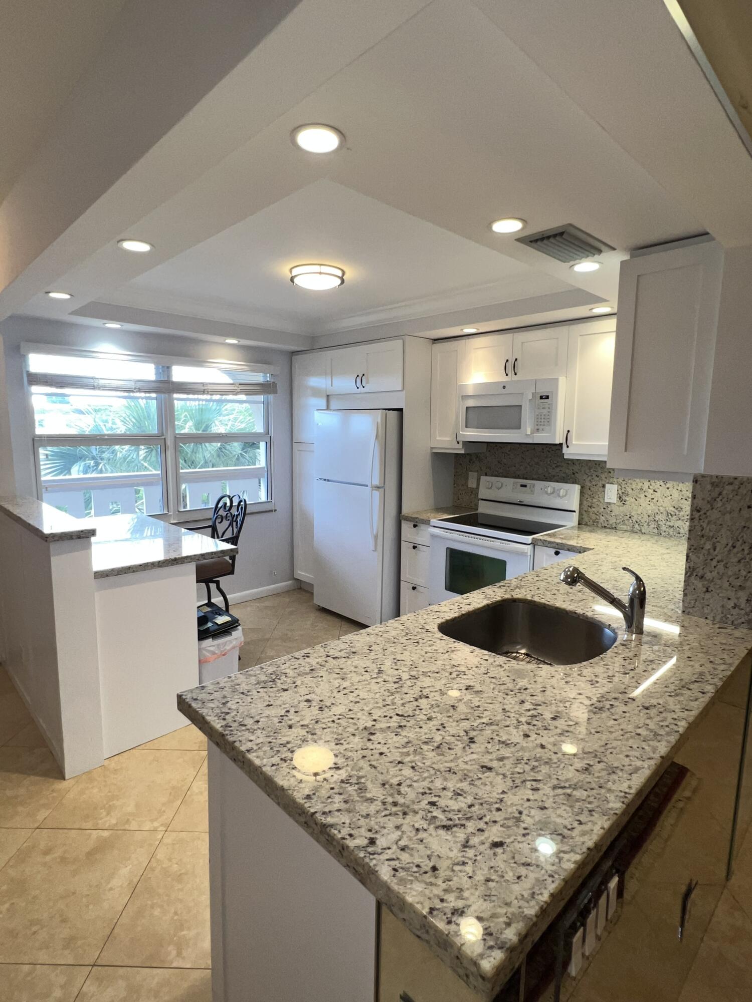 LUCAYA VILLAGE 2-A CONDO - Residential