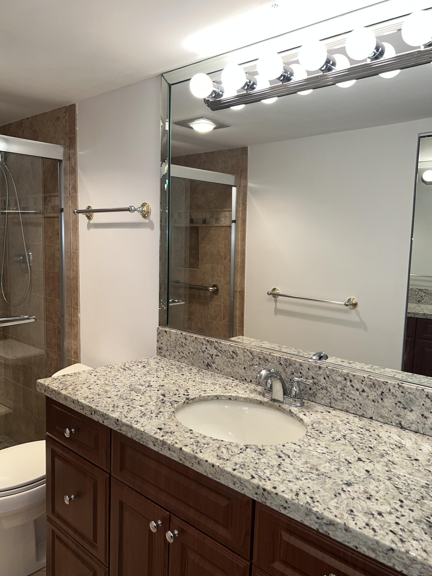 LUCAYA VILLAGE 2-A CONDO - Residential