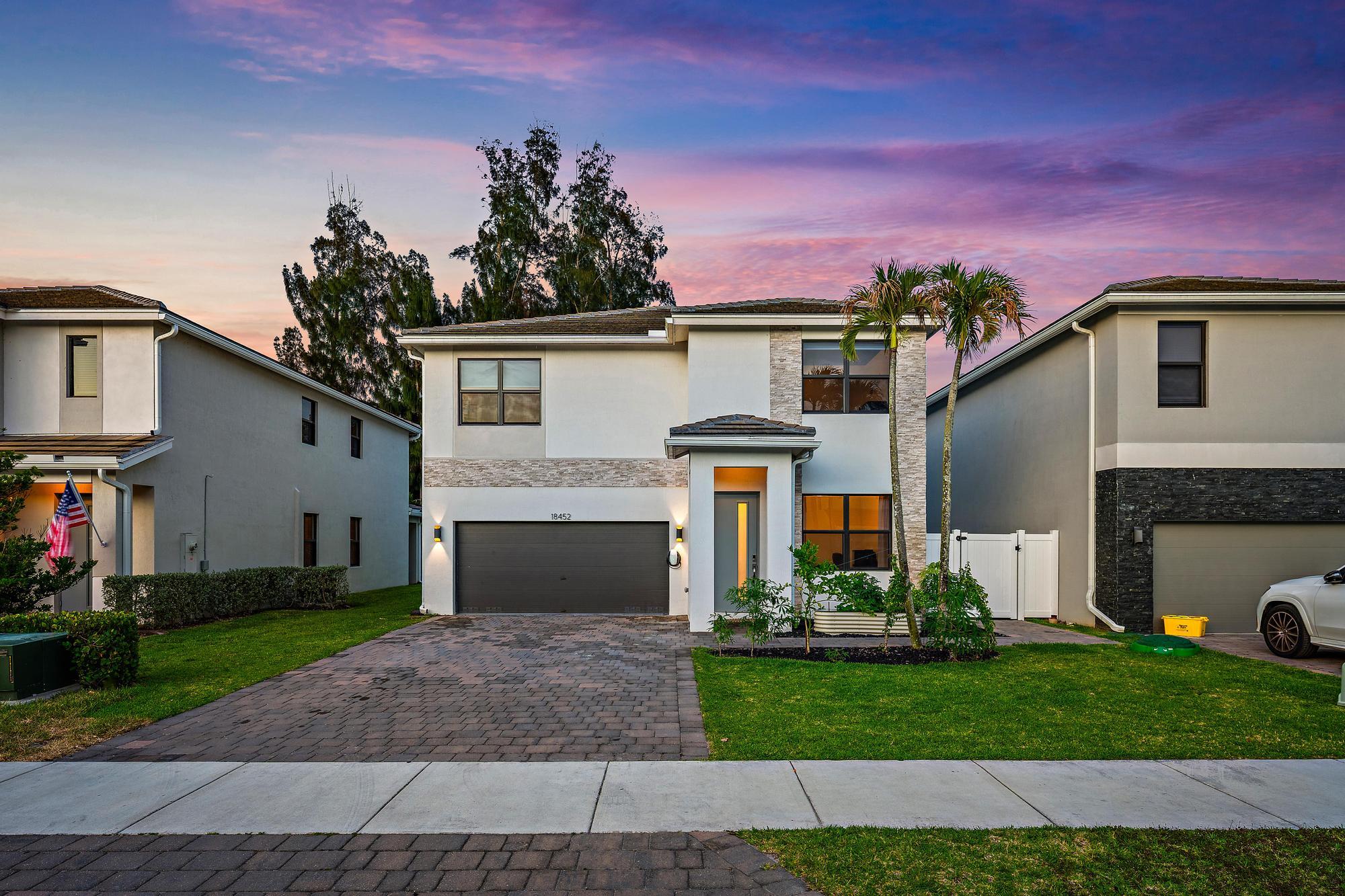 View photos, virtual tours, details... 18452 Glenstone Street