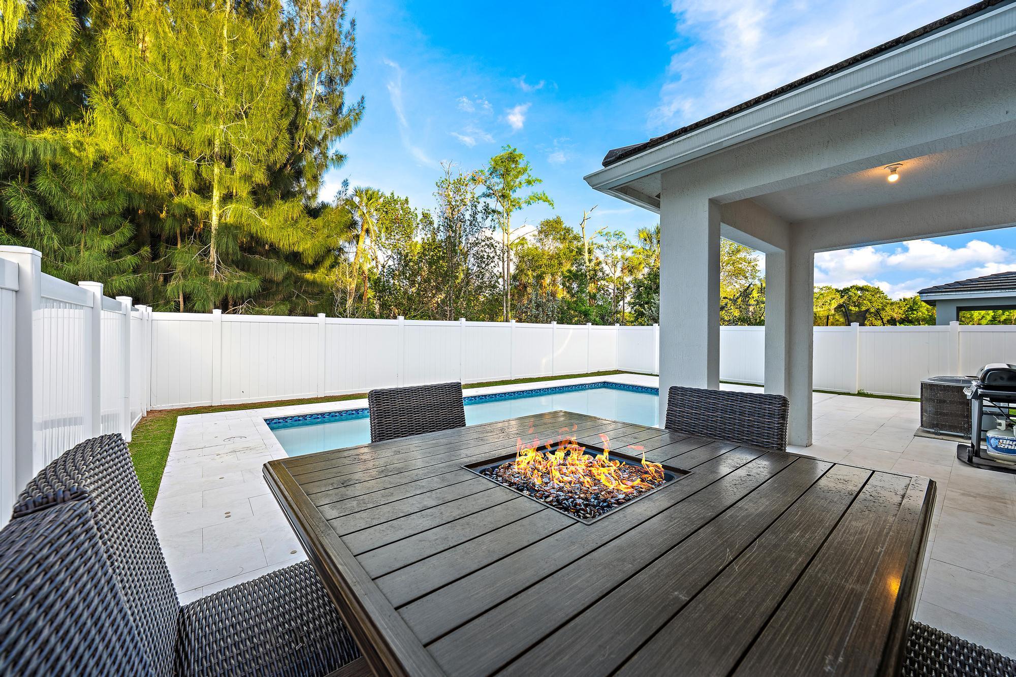 RESERVE AT JUPITER - Residential