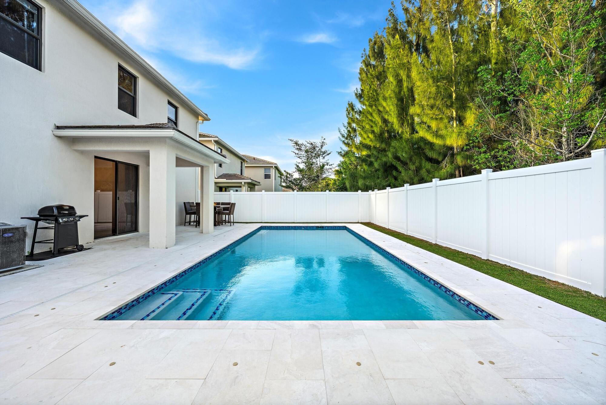 RESERVE AT JUPITER - Residential