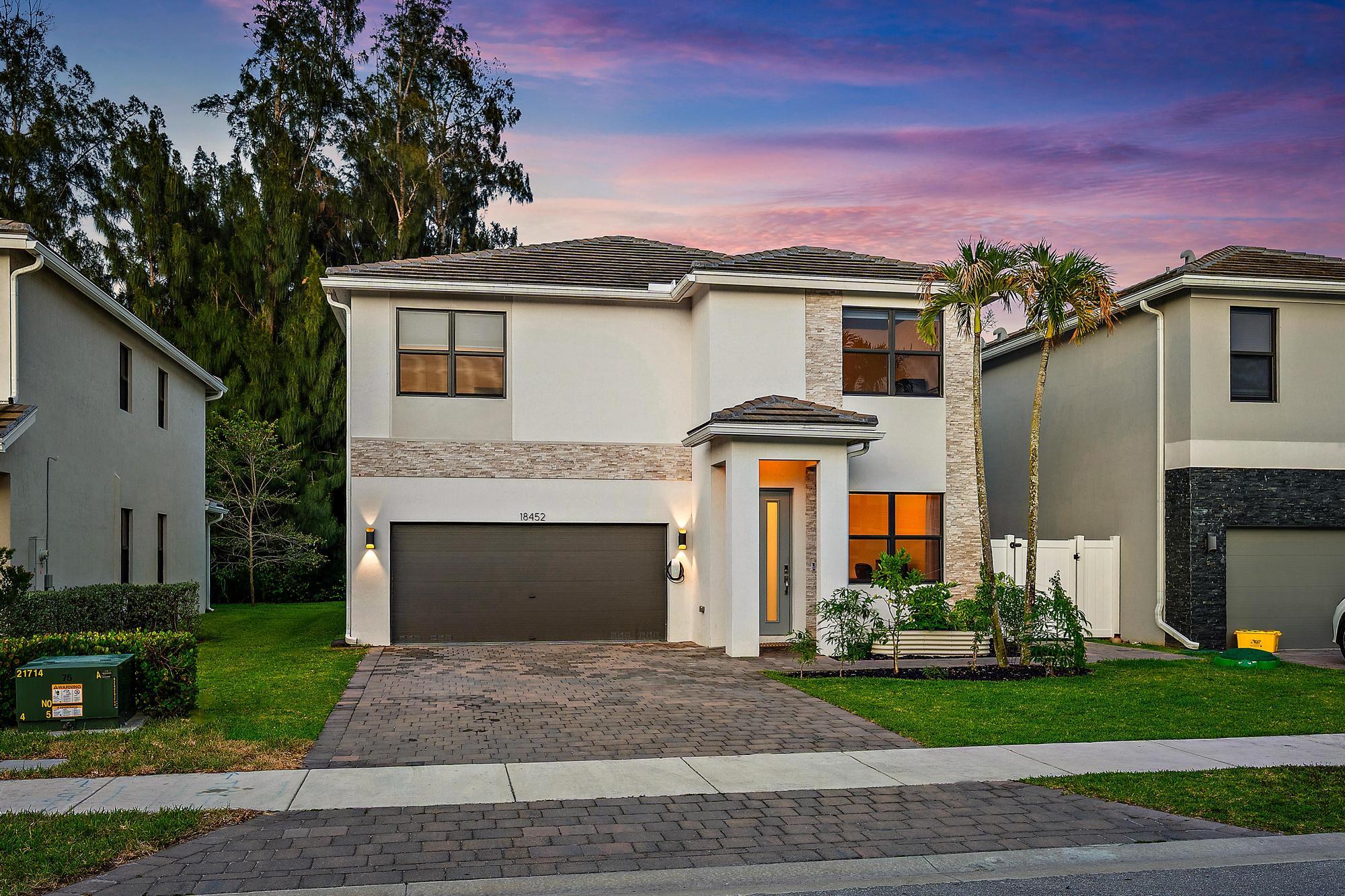 View photos, virtual tours, details... 18452 Glenstone Street