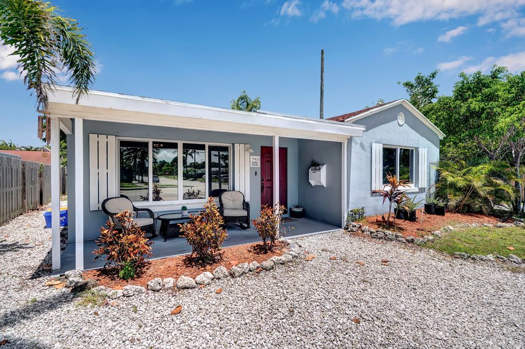 Photo of 6410 S Olive Avenue, West Palm Beach, FL 33405 (MLS # R11149551)