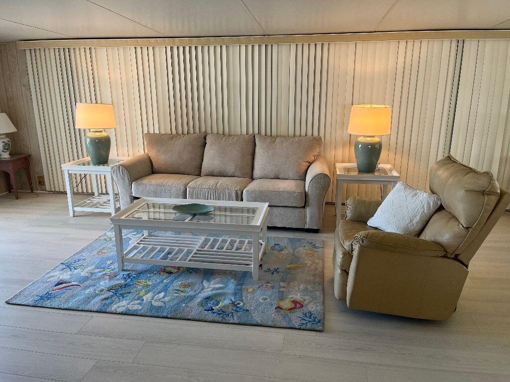 HERITAGE RIDGE SOUTH SECT - Residential Lease