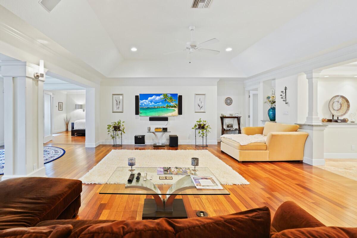 3521 SE Clubhouse Place