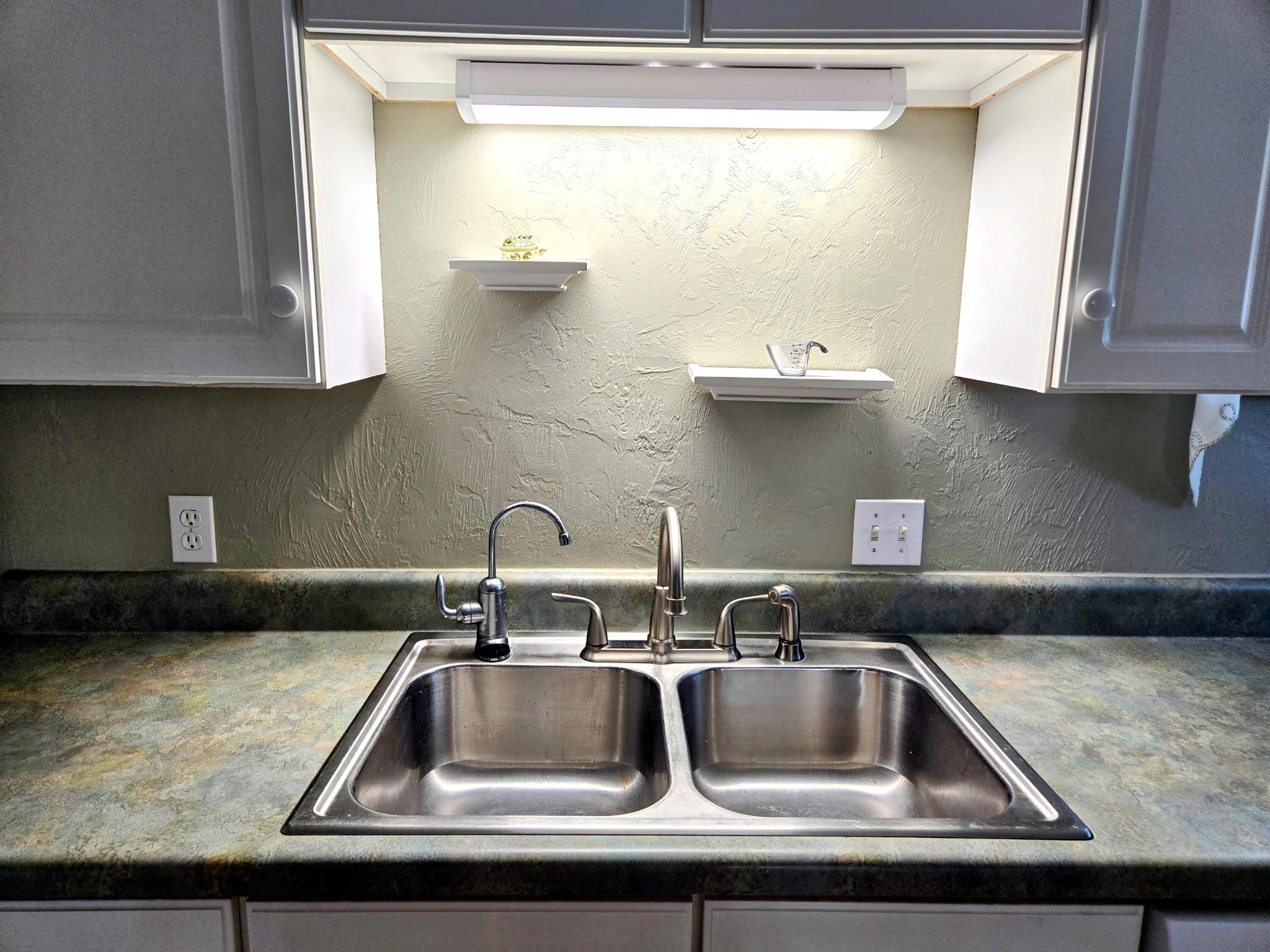 TAYLOR CREEK - Residential