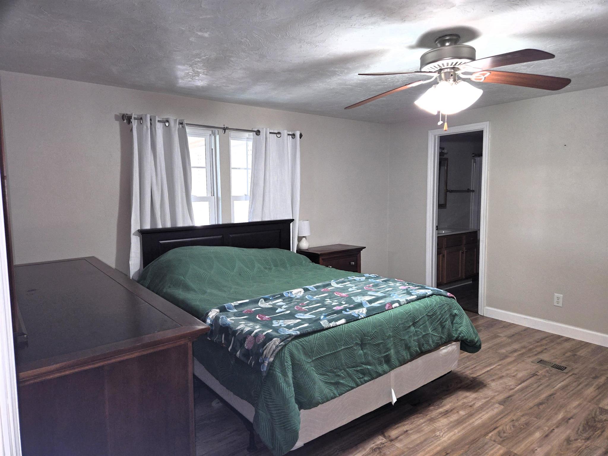 TAYLOR CREEK - Residential