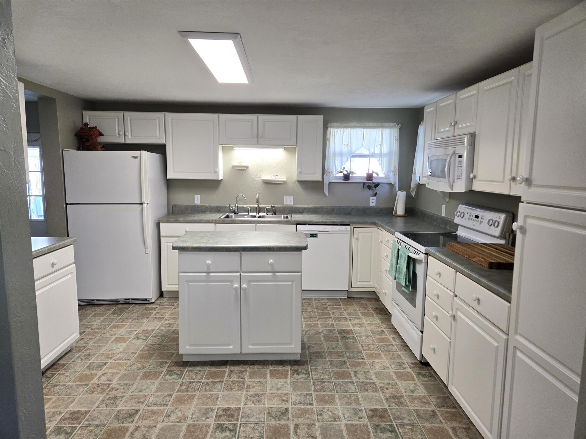 TAYLOR CREEK - Residential