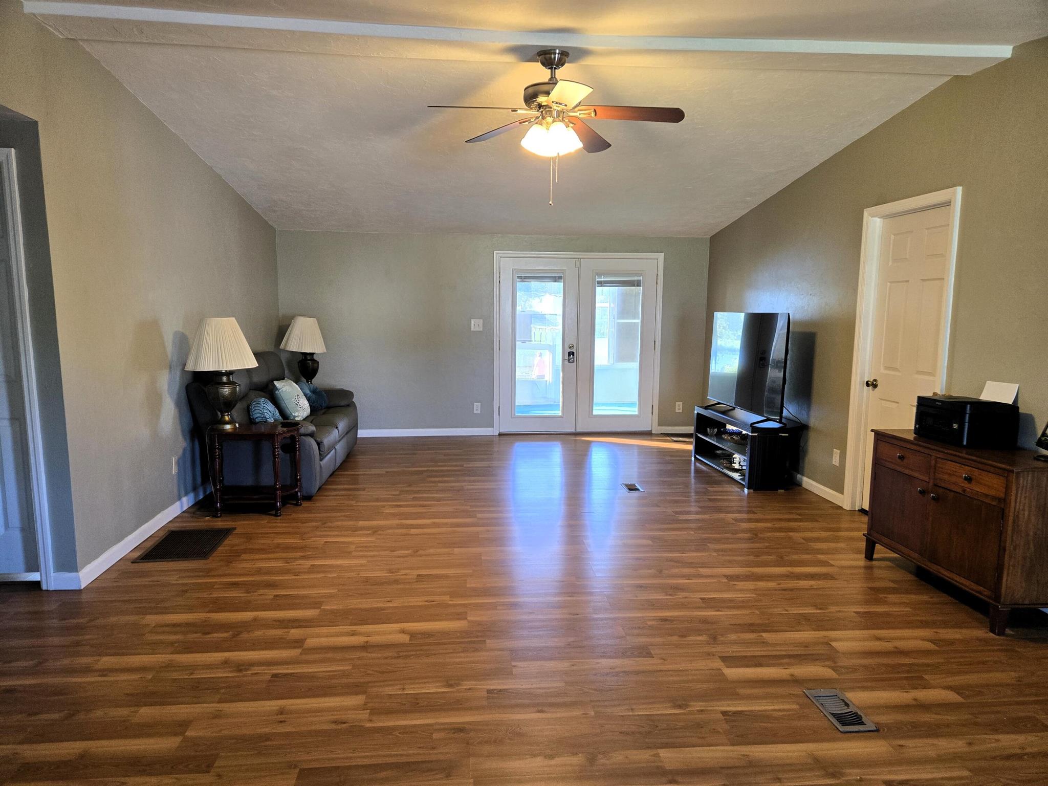 TAYLOR CREEK - Residential