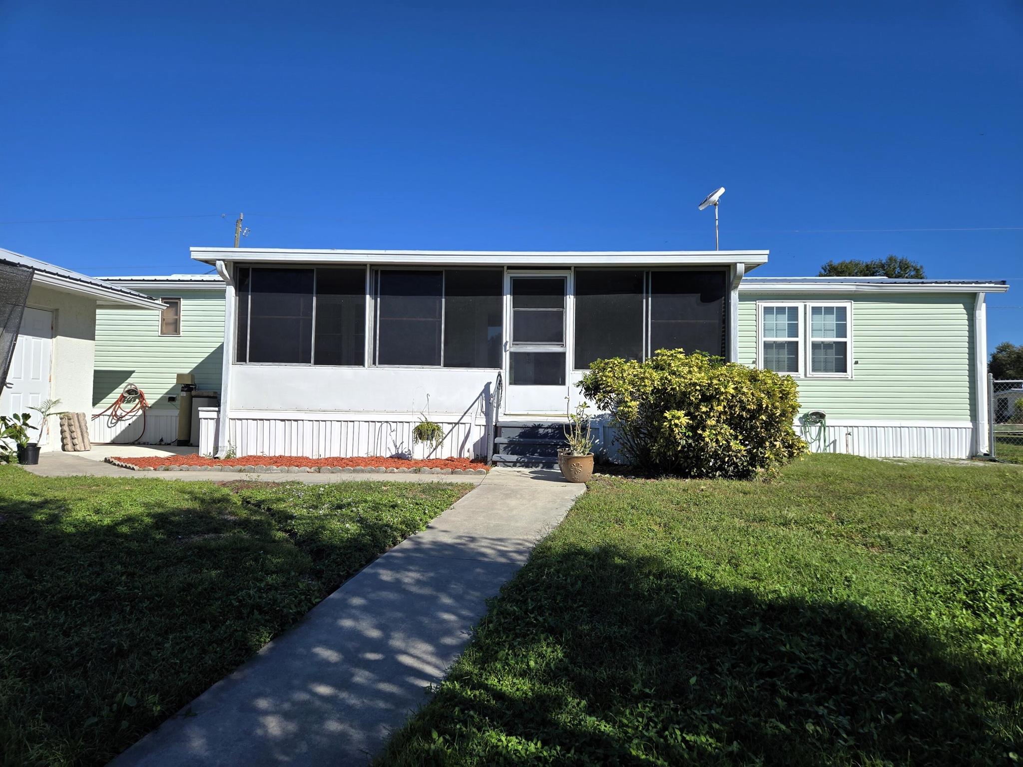 TAYLOR CREEK - Residential